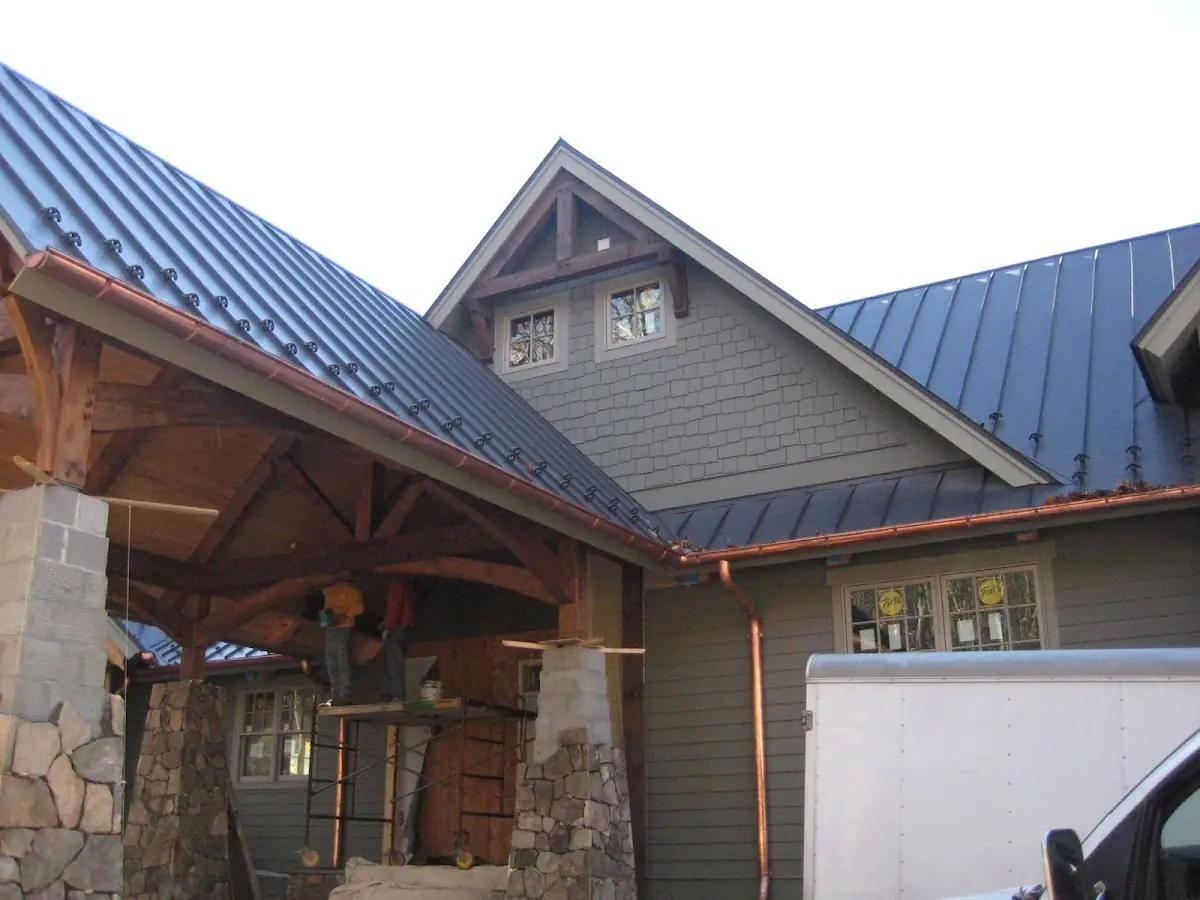 Craftsman Roofing team delivering quality roofing work in Saint Josephs